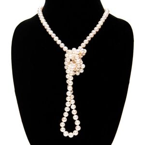 Elegant Pearl Necklace